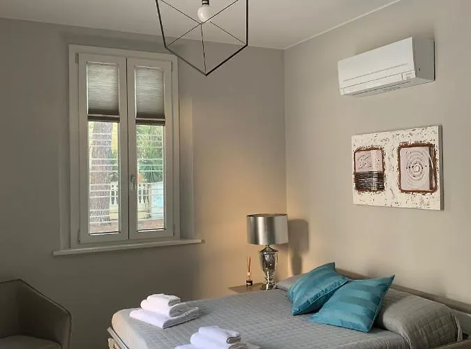 公寓 Delizioso In Al Mare 佩萨罗